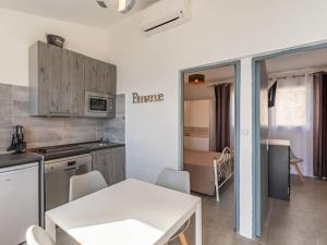 Maisons de vacances Holiday Home Marine di Manichinu - SOZ400 by Interhome : photos des chambres