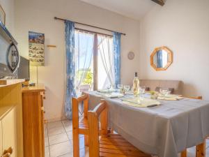 Maisons de vacances Holiday Home Thalassa-6 by Interhome : photos des chambres