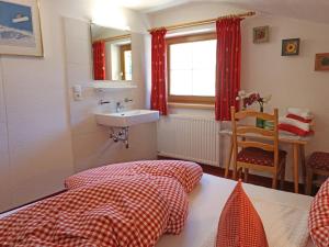 Apartment Alpenhof-3 by Interhome