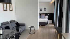 One-Bedroom Apartment room in Murmuri Residence Mercader