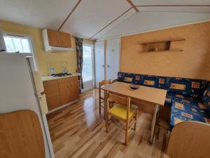 Campings La perroche 2 Mobilhome : photos des chambres