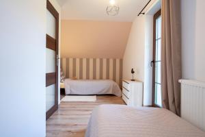 Domki Na Skale z widokiem na panoramę Karkonoszy