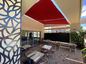 Hotels IBIS Cannes Mouans Sartoux Piscine parking gratuit : photos des chambres