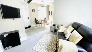 Gulls Nest - Bijou Bolt Hole