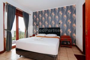 Villa Green Valley Puncak RedPartner