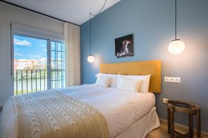 Magno Apartments Paseo de la O - Private Parking included