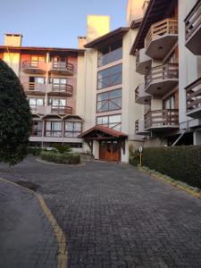 Flat no Residencial Pousada Serrano Centro Gramado