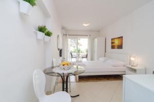 House Apartments Ariva