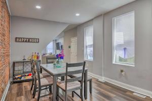 Baltimore Abode, Walk to Cross Street Market!
