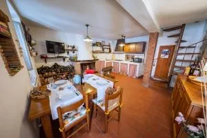 Santa Fiora Ospitalità Diffusa - Tre Finestre - Pietralunga