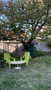 Villas luxury Villa Marie Emeraude Paris Orly Jacuzzi : photos des chambres