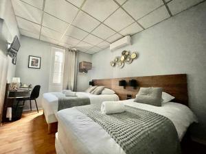 Hotels Hotel Le Rochegude : photos des chambres