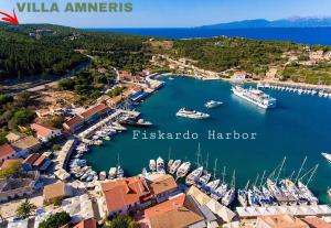 Luxury Villa Fiscardo Walk - Heated Pool & Jacuzzi