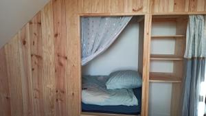 Maisons de vacances Ty Calouenn, la plage a pied : photos des chambres