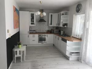 5 bedroom villa very close to Balaton