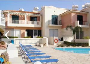2 bedroom townhouse lower peyia paphos Cyprus - 4hvězdičkové hotely ve městě Pegeia
