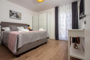 Bura2 , with private parking in the garage