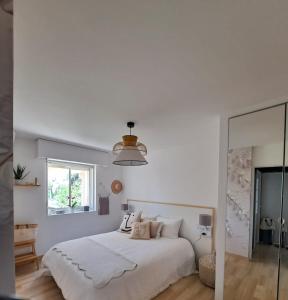 HENRI CAMILLE RE - Passy 2 -Beautiful one bedroom swimming pool and parking