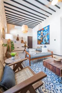 FREE PRIVATE PARKING Casa Trova en Santa Lucía Centro Mérida