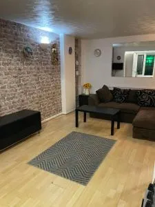 Poolside - 纽黑文