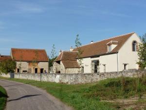 Maisons de vacances Beautiful farmhouse in Braize with private garden : photos des chambres