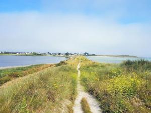 Maisons de vacances Beachfront holiday home, Guisseny : photos des chambres