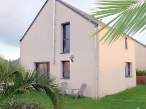 Maisons de vacances Beachfront holiday home, Guisseny : photos des chambres