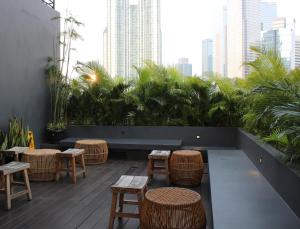 La Boheme, Rooms and Coffee