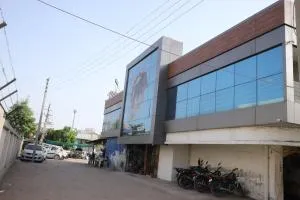 Hotel Dolphin Residency - Kalri