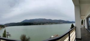 Casa Eden - Apartamente langa lac