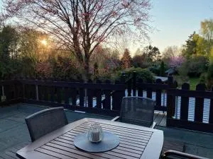 Ferienwohnung zwischen Wald und See - Jever