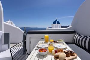 Bluedome Cavehouses by Otium Villas