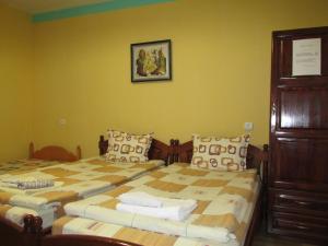 Standard Twin Room with Mountain View room in Pri Orehite Guesthouse