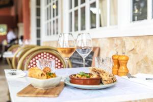 Hotels Domaine Rabiega - Vineyard and Boutique hotel : photos des chambres