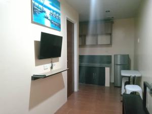 RedDoorz @ JJ & KAYE APARTMENT