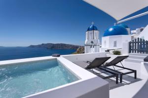 Bluedome Cavehouse  room in Bluedome Cavehouses Santorini