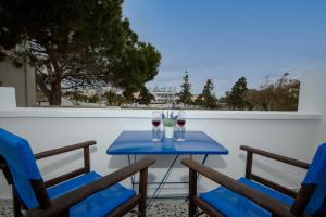 Marakis Little House Santorini