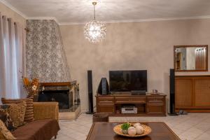 Laurel Heights Apartment