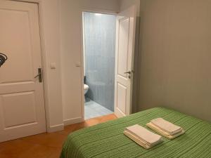 House and Rooms in Lisbon