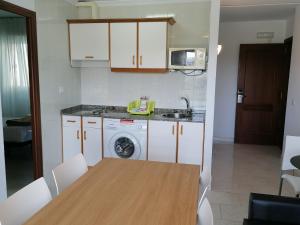Two-Bedroom Apartment room in Apartamentos Regollera