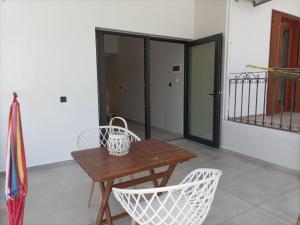 Galini Studios & Apartments-Adults only