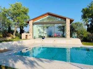 Villa Emma Lazise. Astonishing lake view