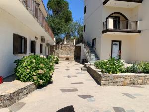 #10 Despina Studios Kastanies Raxes Ikaria
