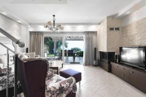 Breathtaking Villa, Nilie Hospitality MGMT