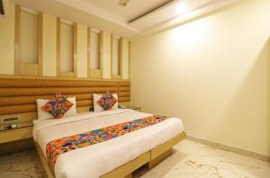 The Hotel Mohit -5 Minutes Walk From New Delhi Railway Station - Paharganj