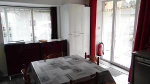 Appartements LES GITES D'AVEZE : photos des chambres