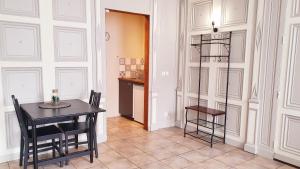 Appartements Le studio avec parking prive : photos des chambres