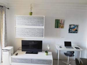 Orlando, Costa Adeje Seaview 7 min walk to Beach