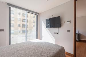 Uptown Eclectic 1BR W Wifi, Pool, Parking & Metro