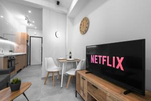 Upper Floor, The Luxury Suites